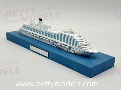 Die Cast Metal Cruise Ship Model